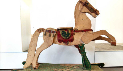 Il Cavallino in legno Louis Vuitton: una delle nostre vendite più memorabili